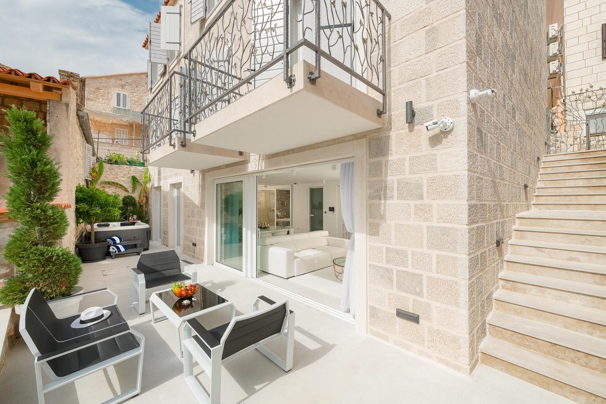 Villa Gariful Hvar Town